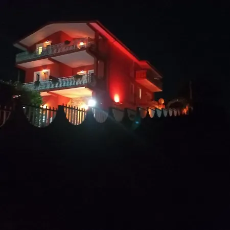 Hotel Magnolia 1000 Mt Dal Casello 2*