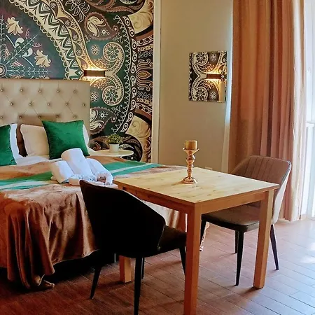 Hotel Magnolia 1000 Mt Dal Casello 2*